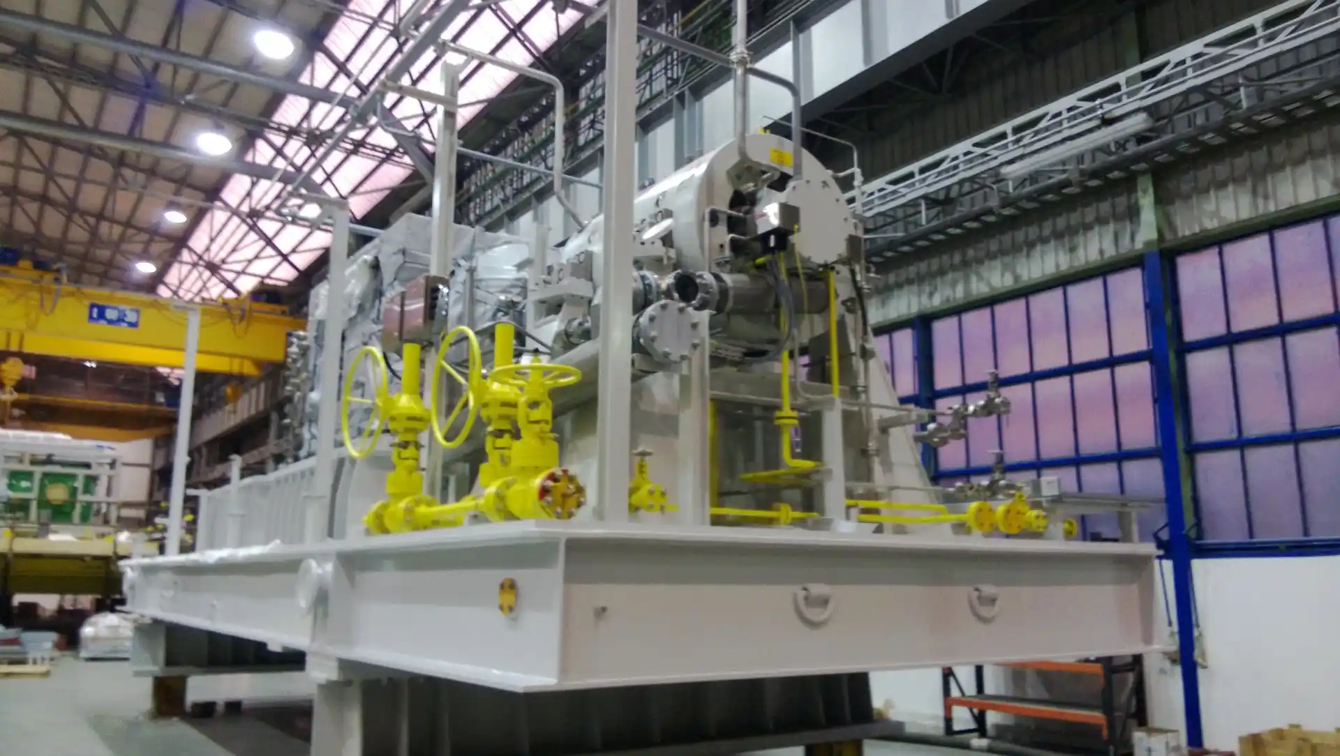 Prace montażowe przy pomocy skidów